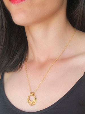 Medalha Escultural S em filigrana (4173328973883)