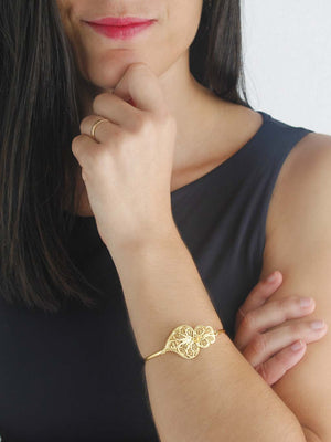 Conjunto Virtuosa (Tamanho S) - Pendente, Brincos e Pulseira (5943470424214)