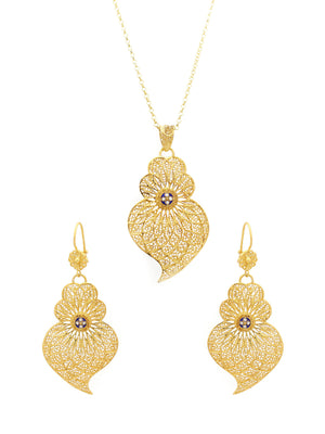 Conjunto Coração Centro Esmaltado - Pendente e Brincos