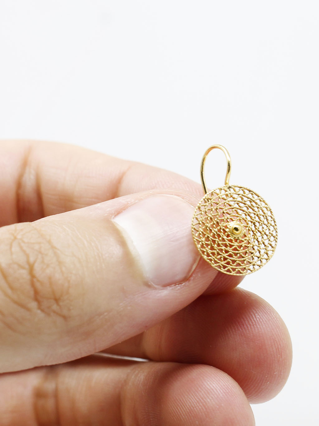 Brincos Redondos em Rede