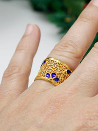 Aliança Rendilhada Flores Esmalte – Ouro 9k / Ouro 19k