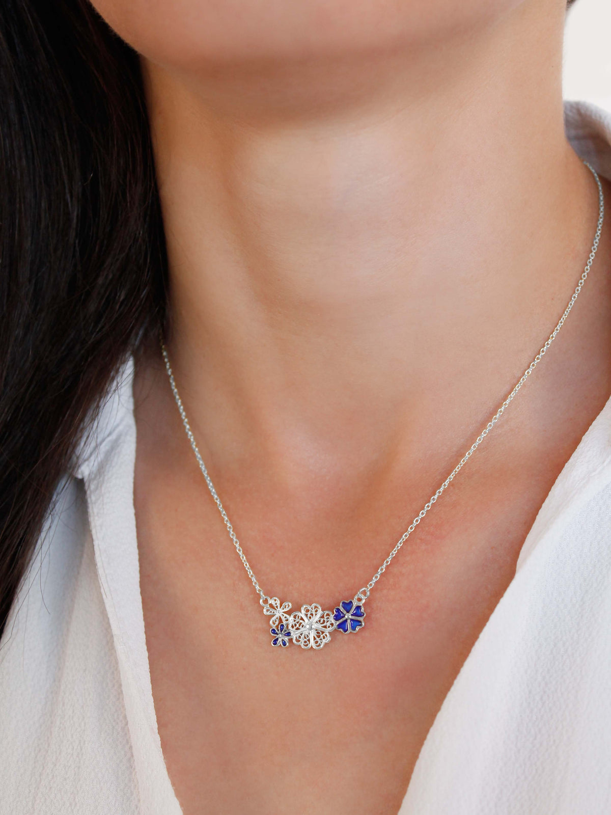 Conjunto Flor de Liz - Colar, Brincos e Pulseira (4336586096699)