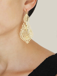 Brincos Rainha - Tamanho L – Ouro 9k / Ouro 19k