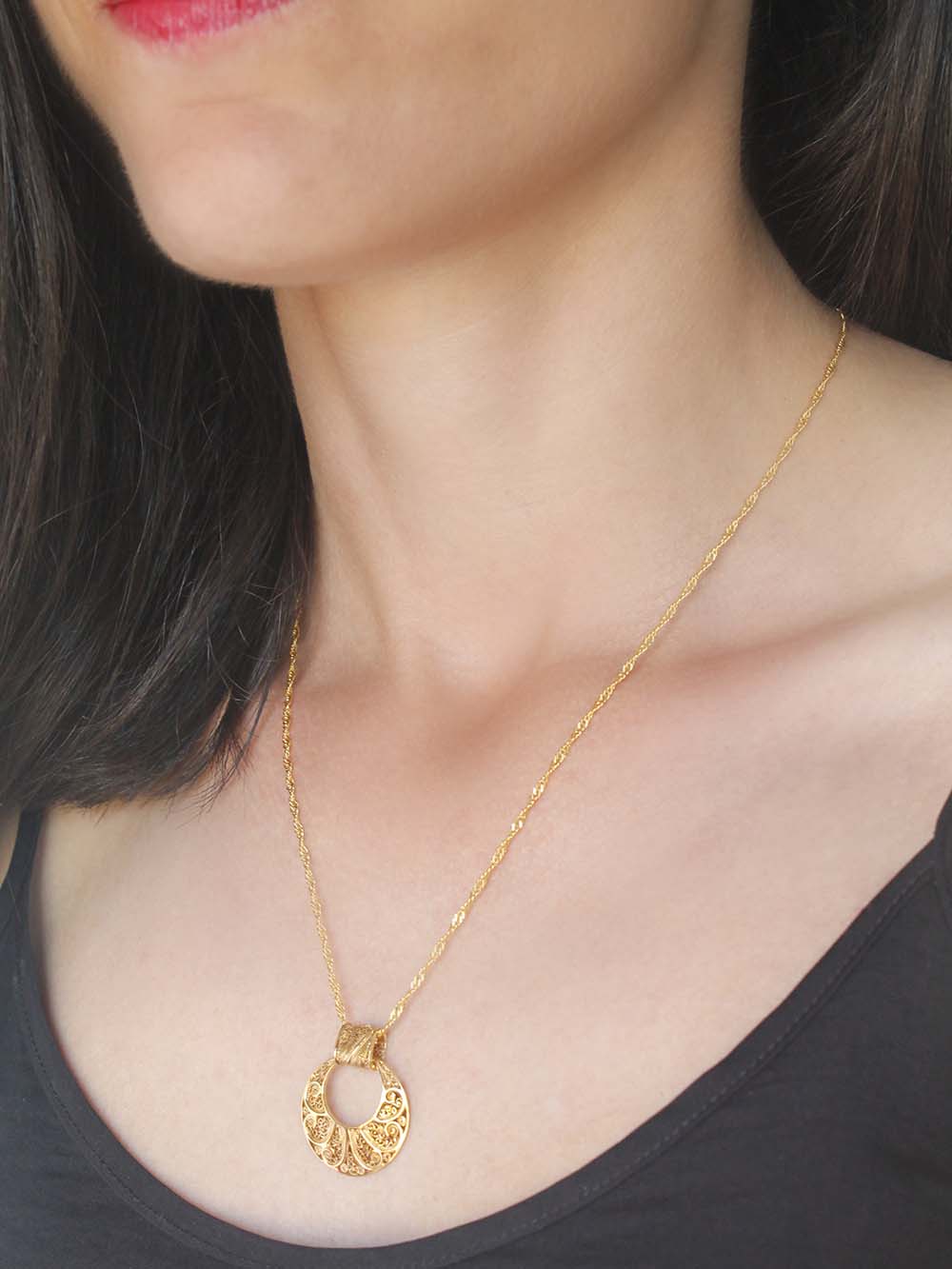 Medalha Escultural S em filigrana (4173328973883)