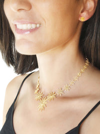 Colar Invasão Floral – Ouro 9k / Ouro 19k