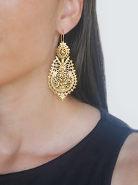 Brincos à Rainha 7cm em Ouro 19 Quilates