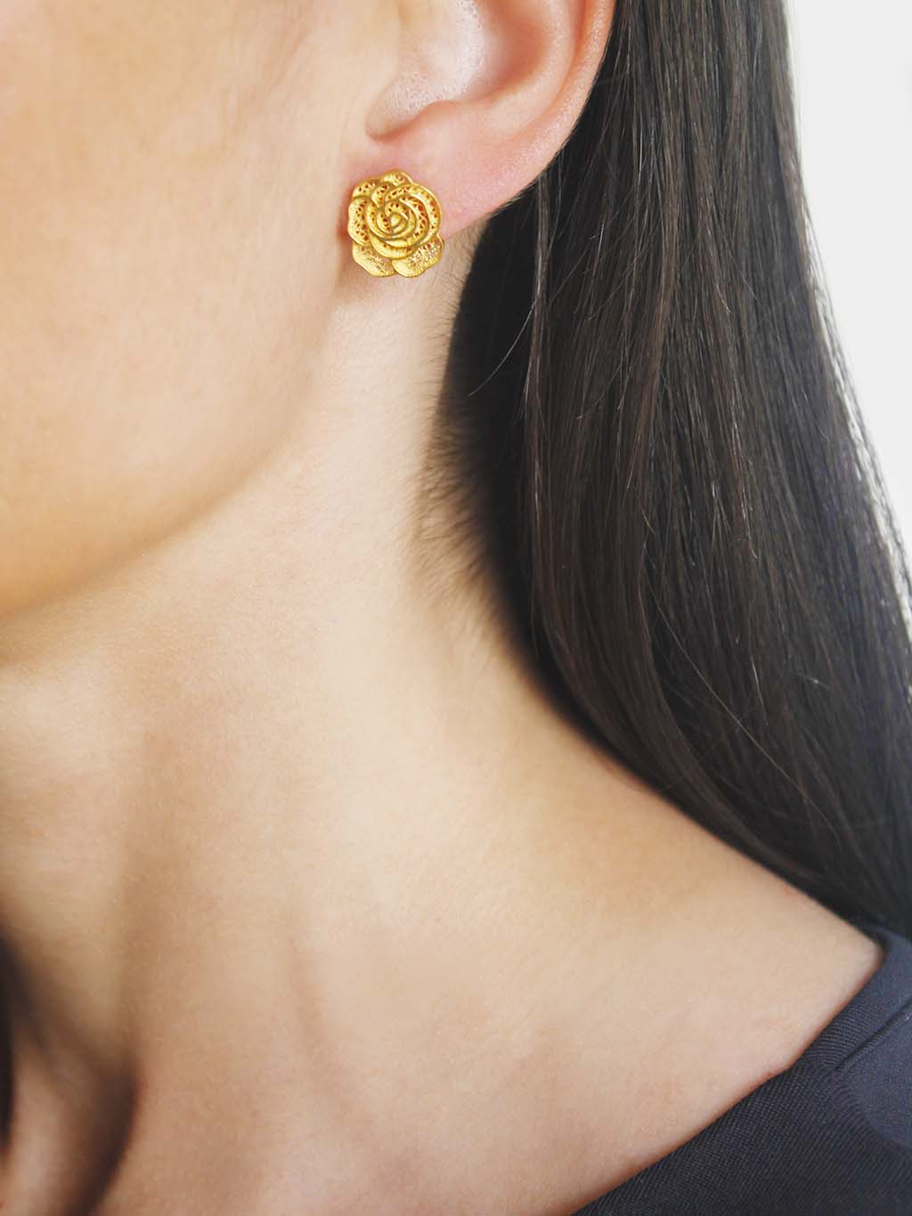 Brincos Rosa em filigrana (4911259877435)