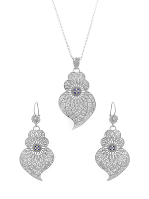 Conjunto Coração Centro Esmaltado - Pendente e Brincos