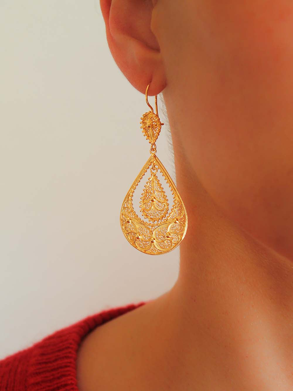 Brincos em filigrana em prata (9335977297)