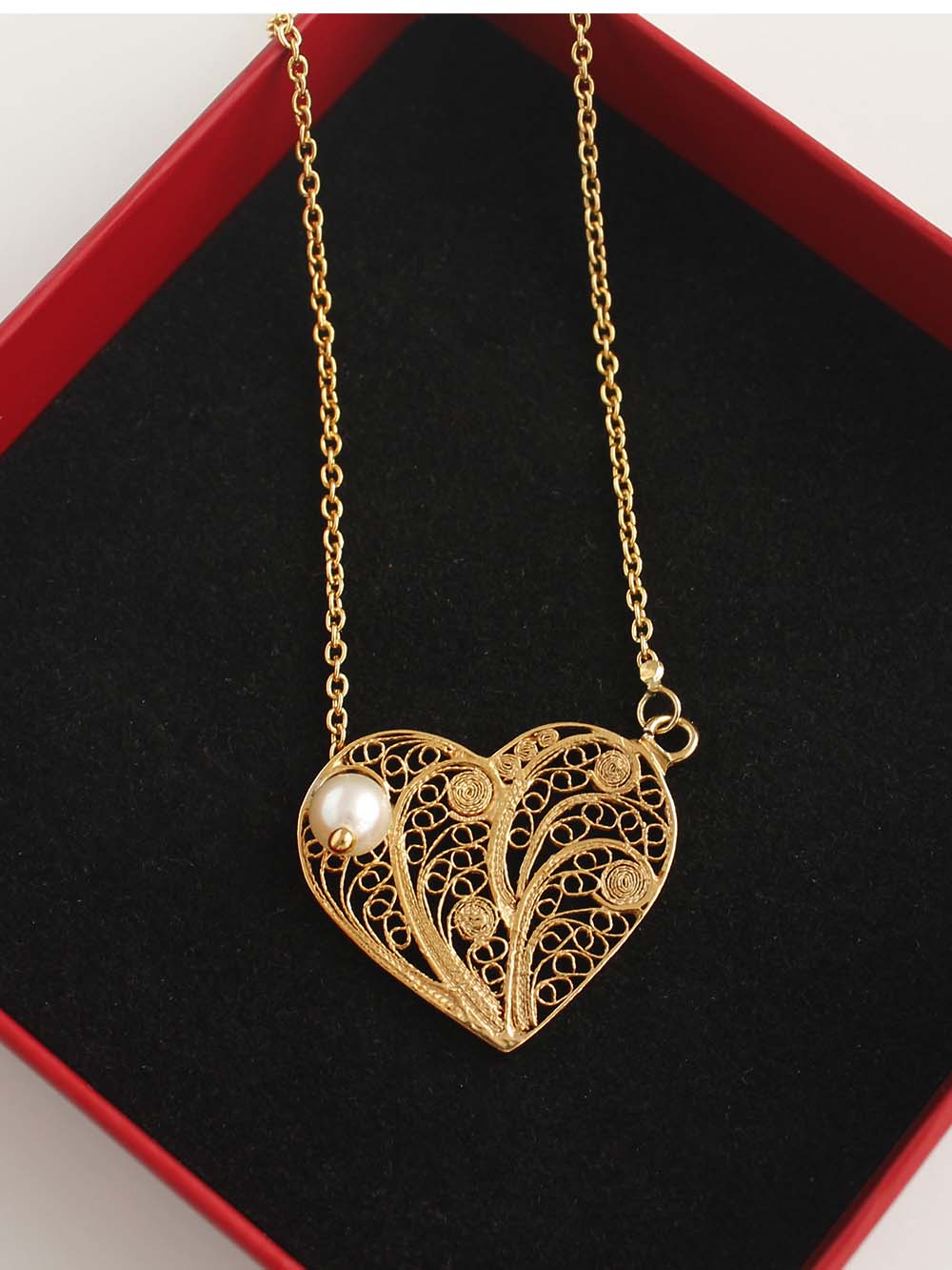 colar em filigrana com pérola e coração (2060927598651)