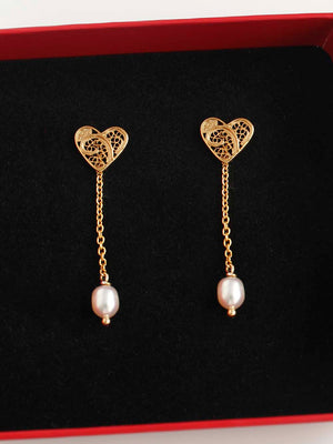 brincos coração em filigrana com pérola (2060955058235)